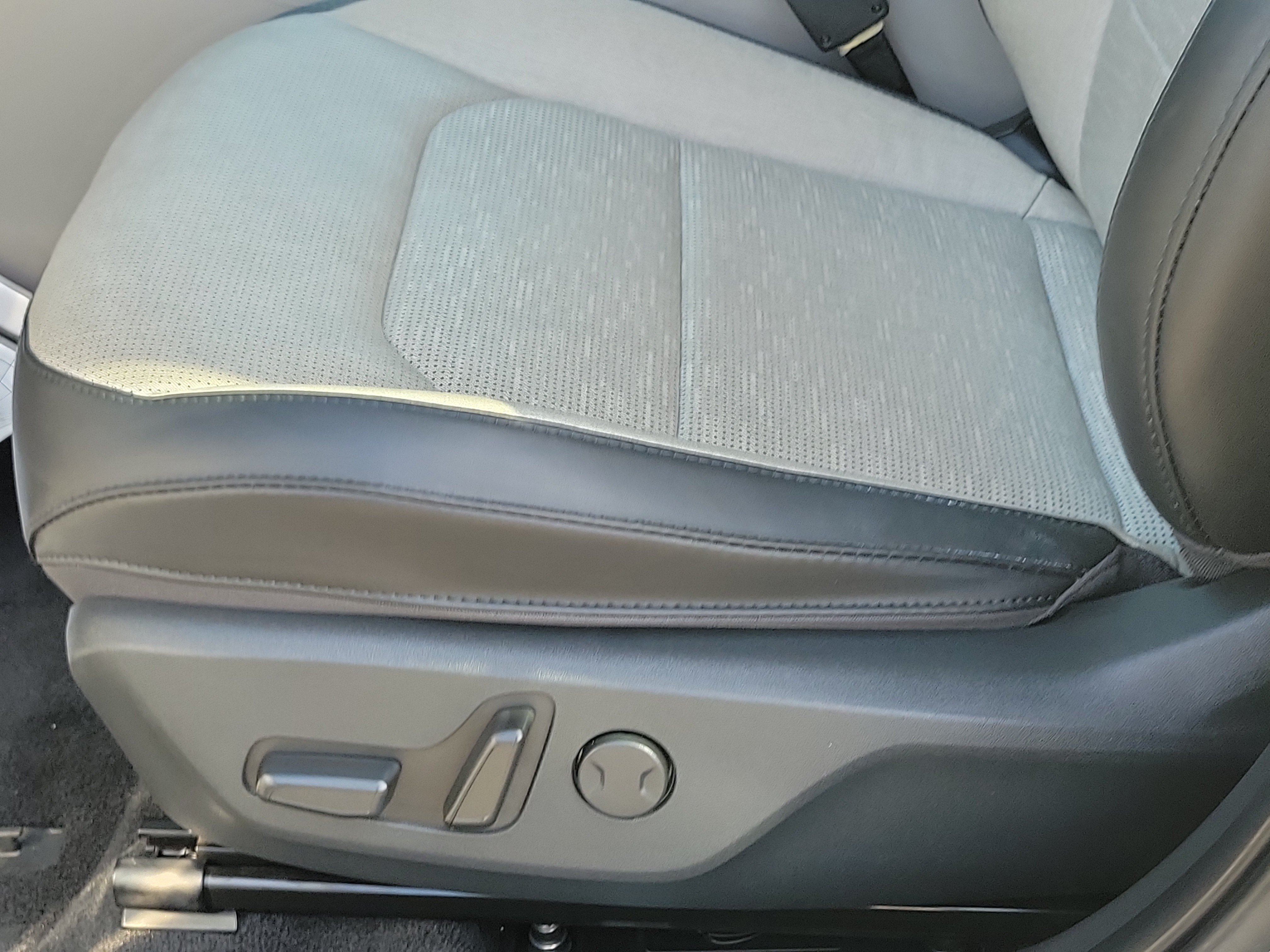 Used 2023 Kia Niro Wave FWD image 18