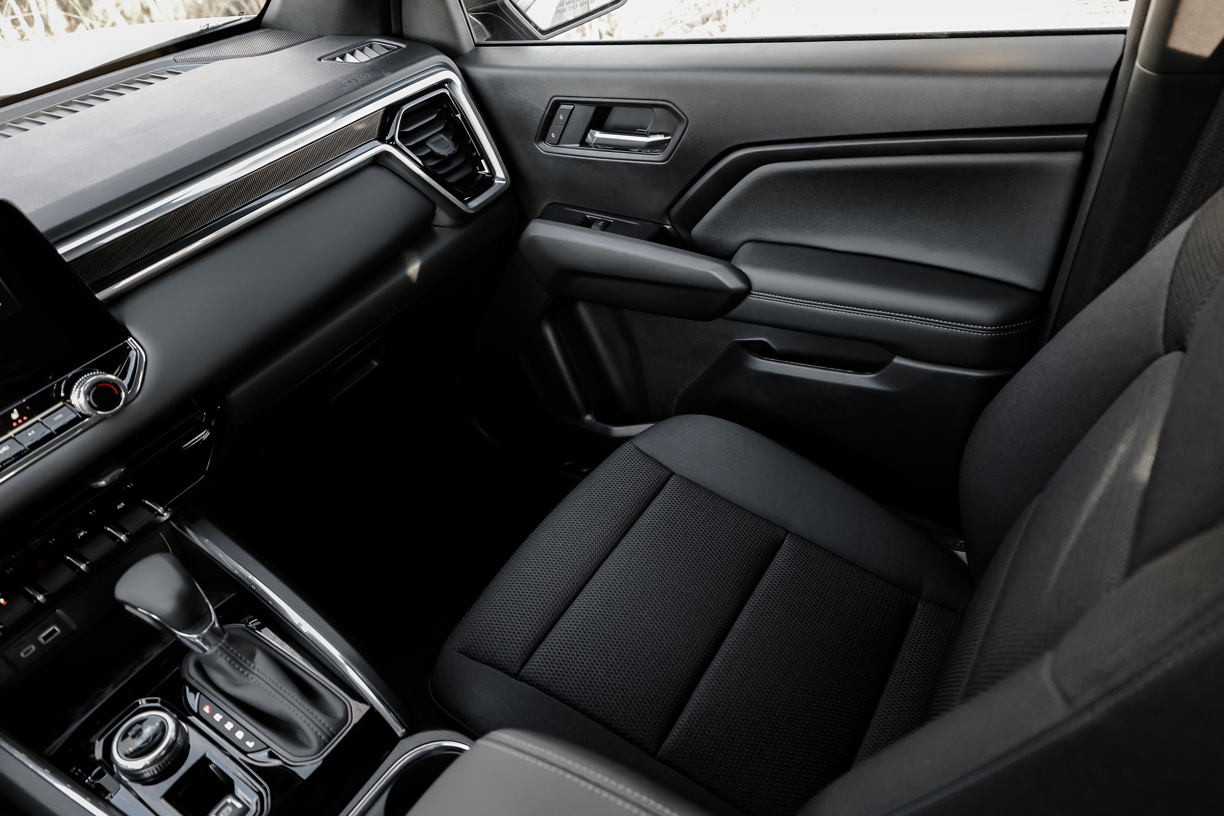 New 2026 GMC Canyon Elevation w/ Convenience Package image 37