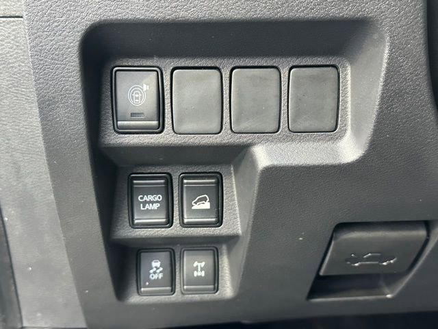 Used 2023 Nissan Frontier PRO-4X w/ Technology Package image 21