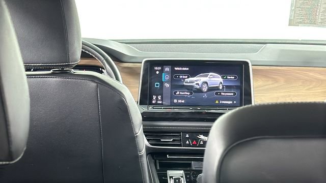 Used 2024 Volkswagen Atlas SE image 18
