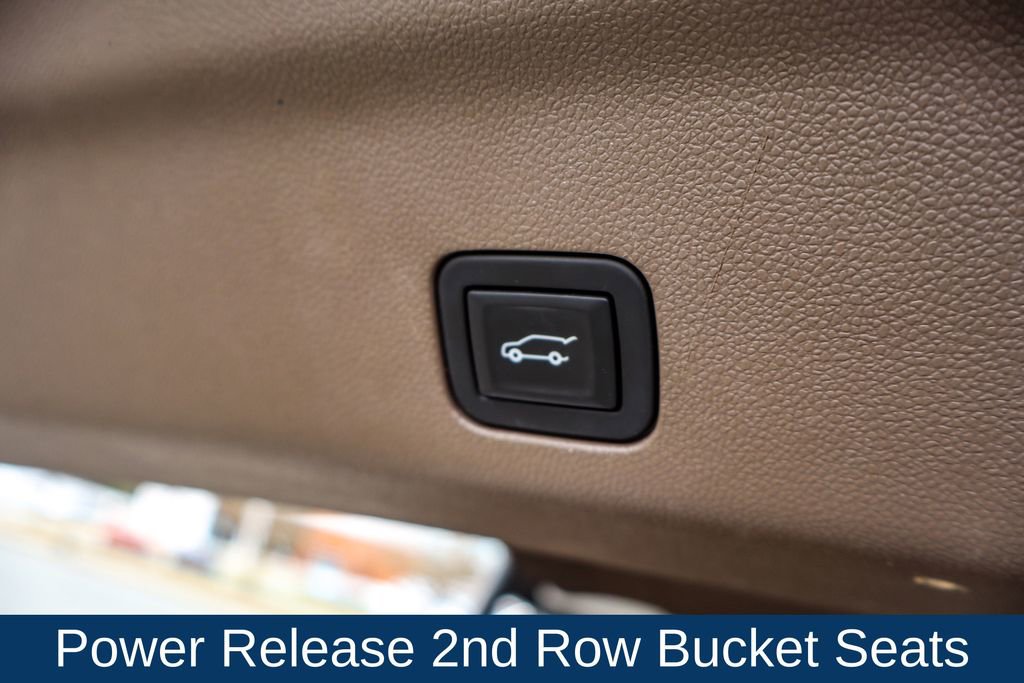 Used 2021 GMC Yukon Denali w/ Denali Premium Package image 36