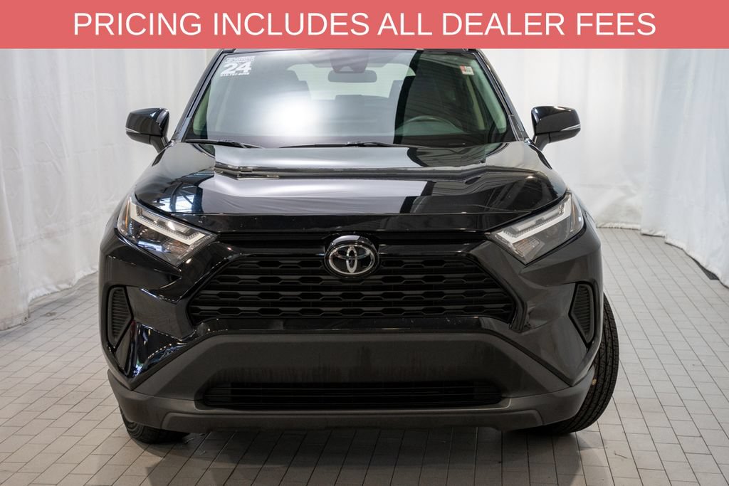 Used 2024 Toyota RAV4 XLE FWD image 2