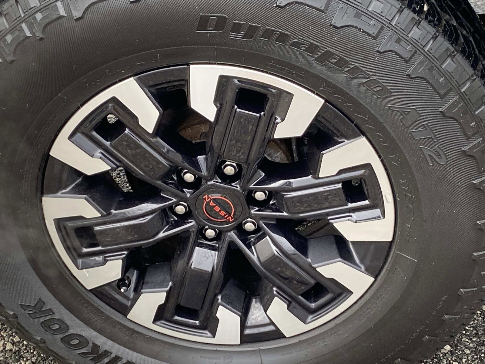 Used 2023 Nissan Frontier PRO-4X w/ Technology Package image 29