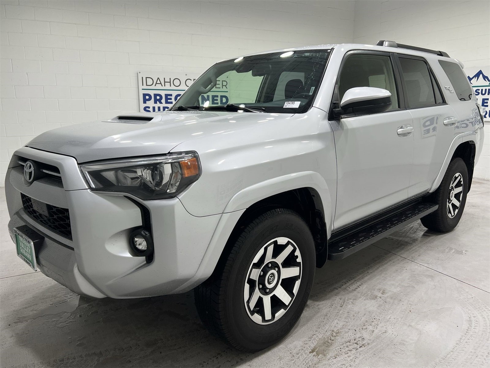 Used 2024 Toyota 4Runner TRD Off-Road image 4