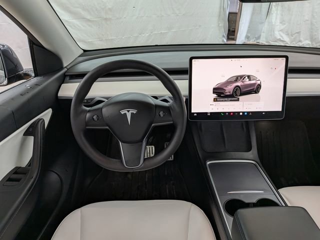 Used 2022 Tesla Model Y Performance image 25