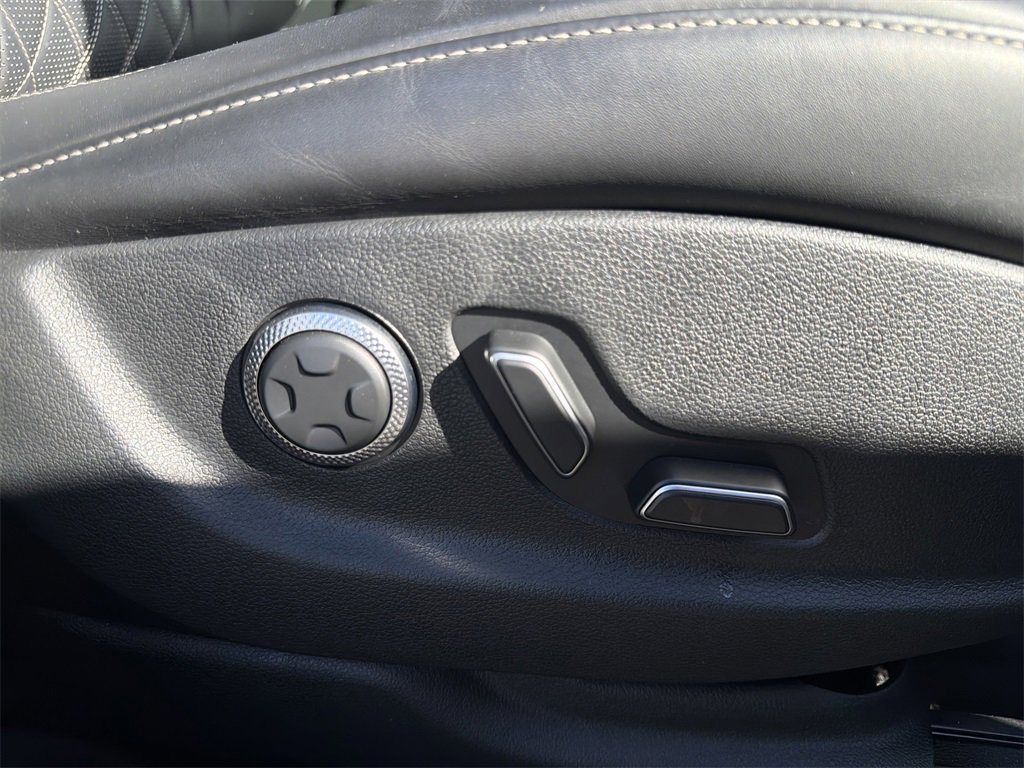 Used 2024 Genesis GV80 3.5T w/ Prestige Package image 17