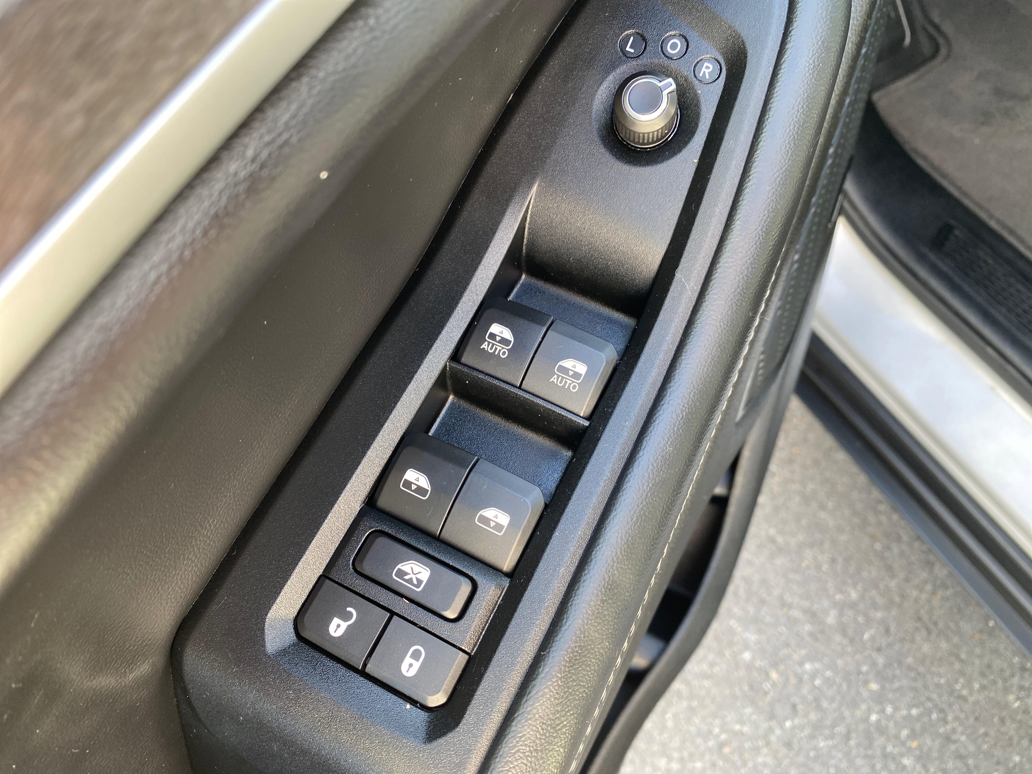 Used 2024 Jeep Grand Cherokee Limited 4xe image 24