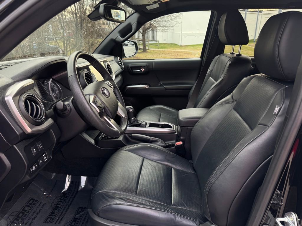 Used 2021 Toyota Tacoma Limited w/ Nightshade Package image 16