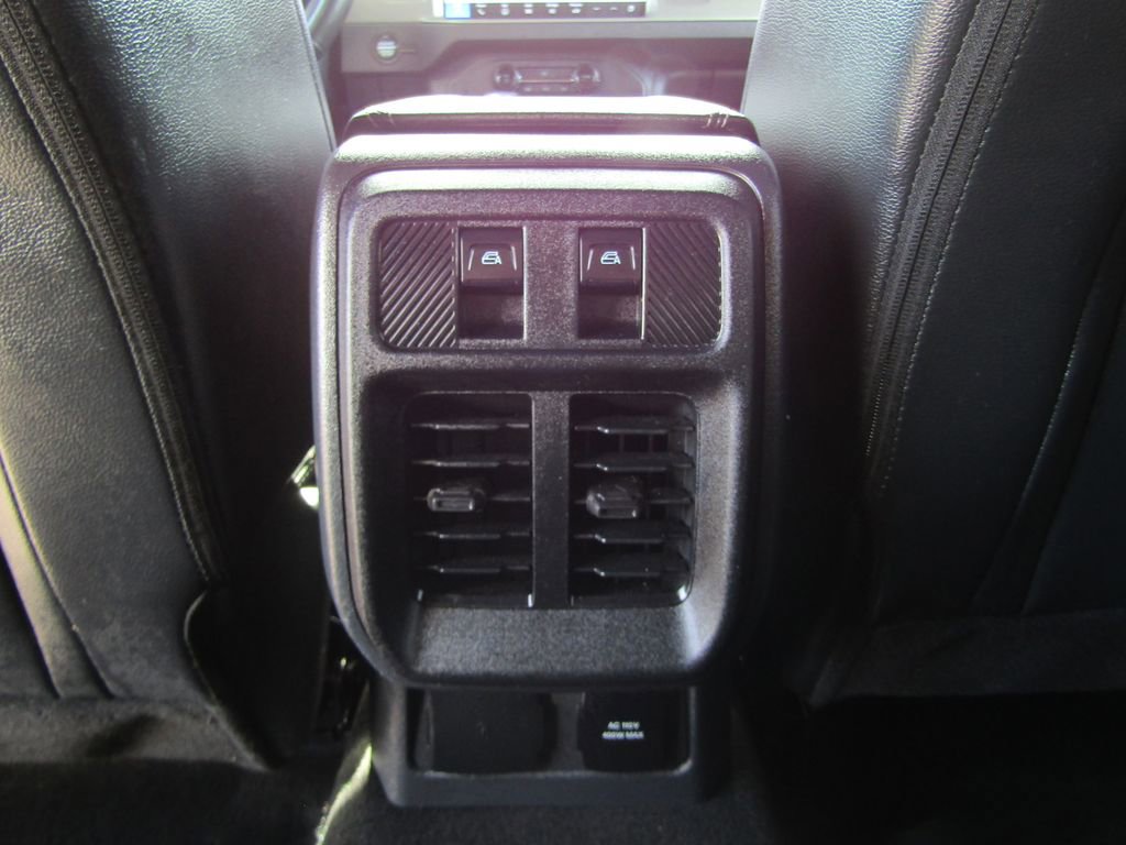 Used 2025 Ford Bronco Outer Banks AWD/4WD image 41