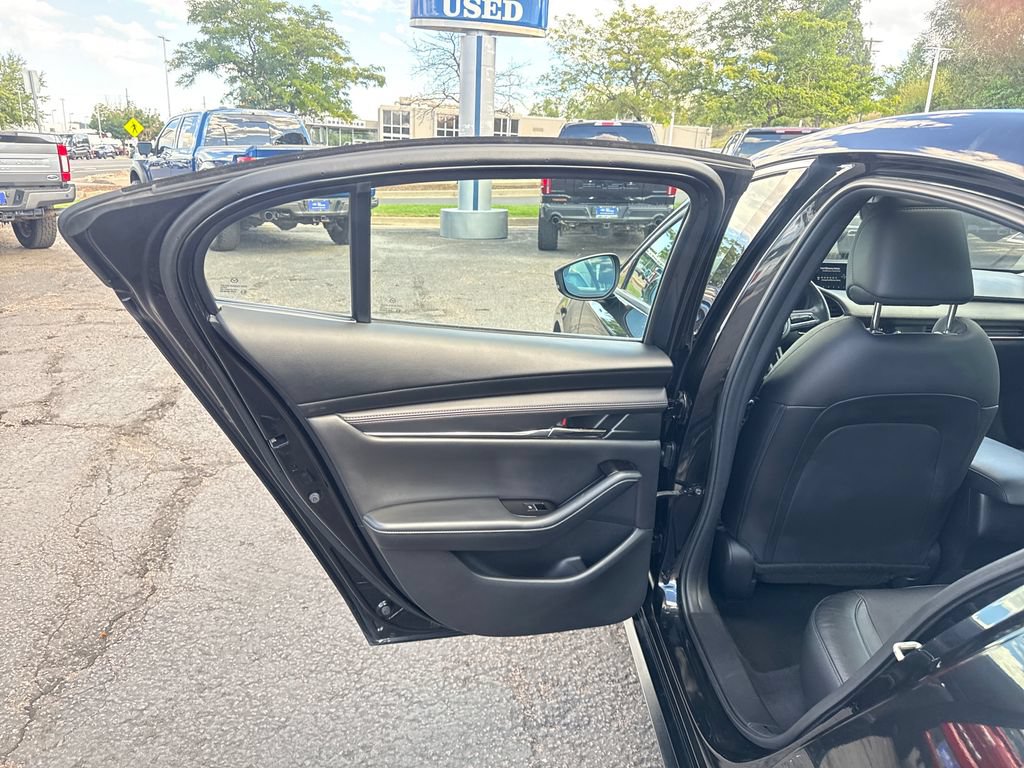 Used 2022 MAZDA MAZDA3 s AWD/4WD image 19