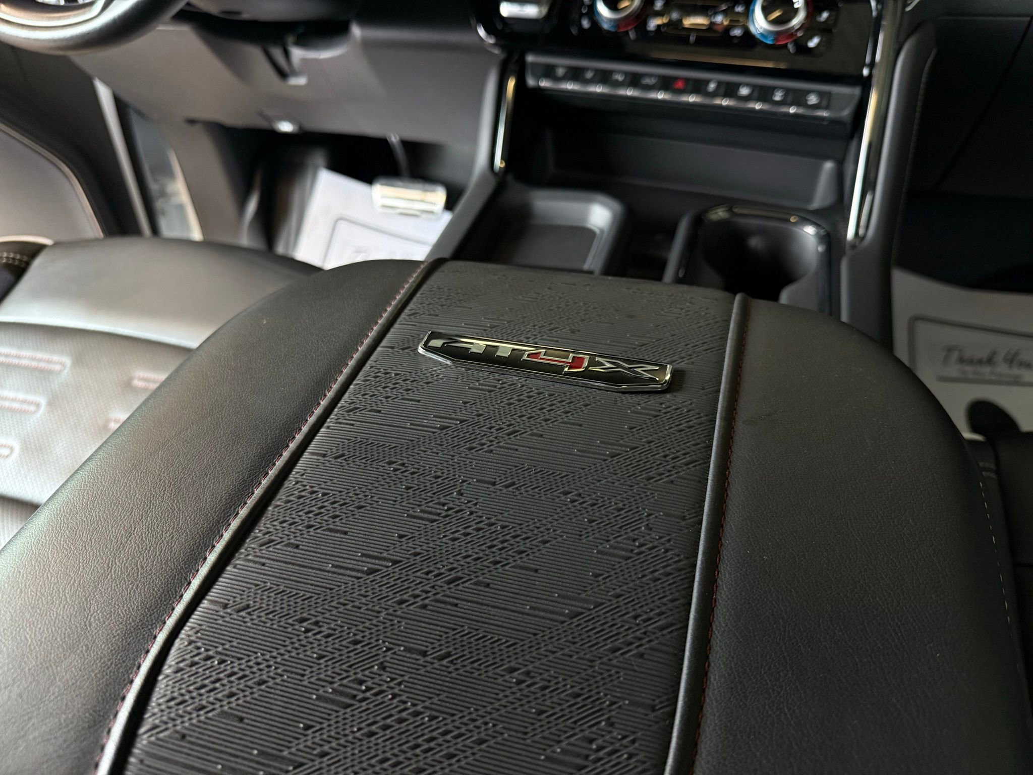 Used 2024 GMC Sierra 2500 AT4X image 42