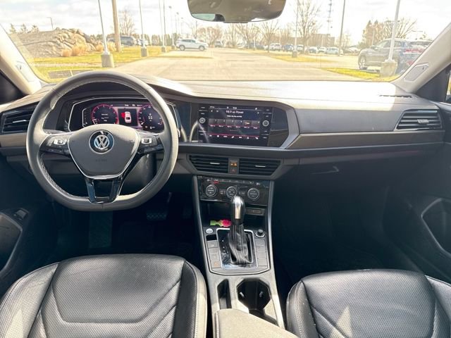 Used 2021 Volkswagen Jetta SEL Premium image 18