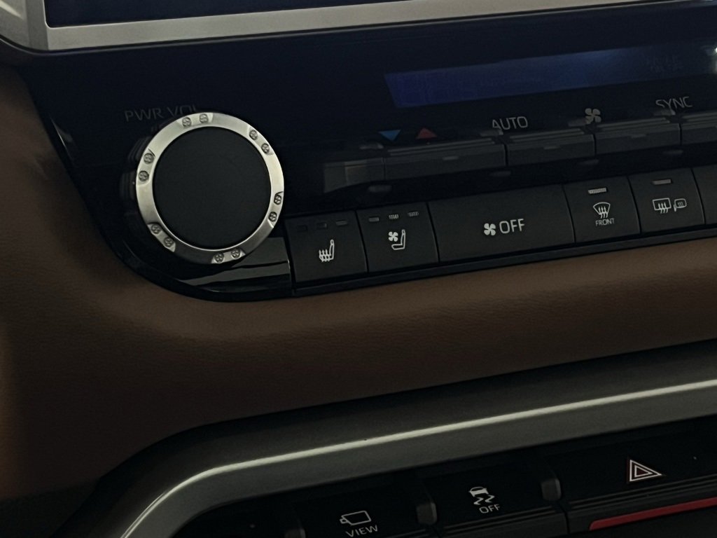 Used 2025 Toyota Tundra 1794 Edition image 18