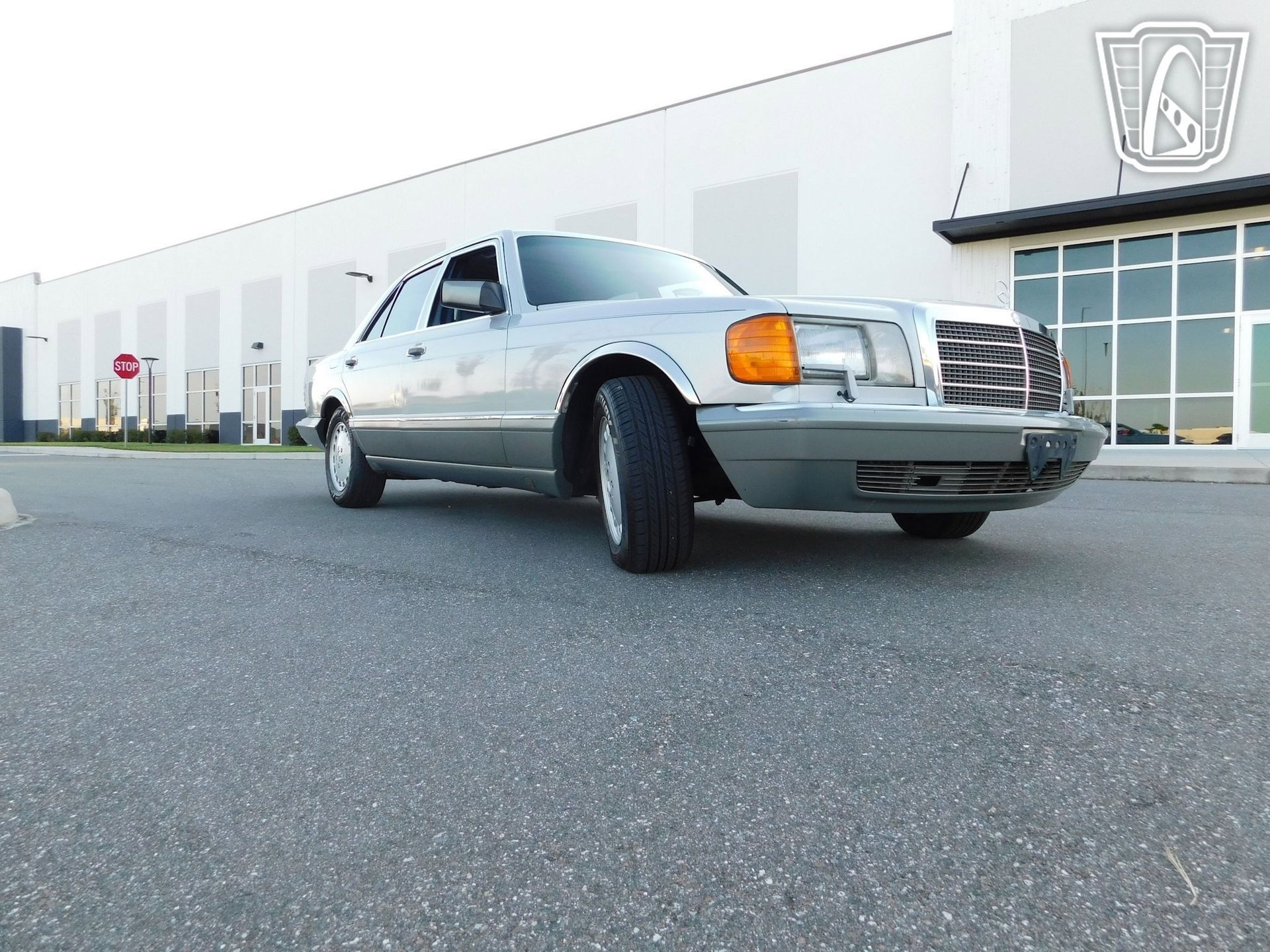Used 1990 Mercedes-Benz 300 SE image 10