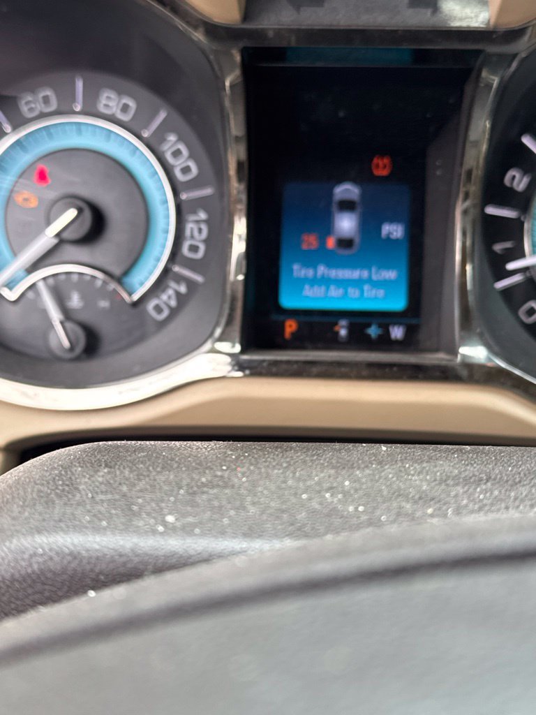 Used 2011 Buick LaCrosse CXS w/ Driver Confidence Package FWD image 6