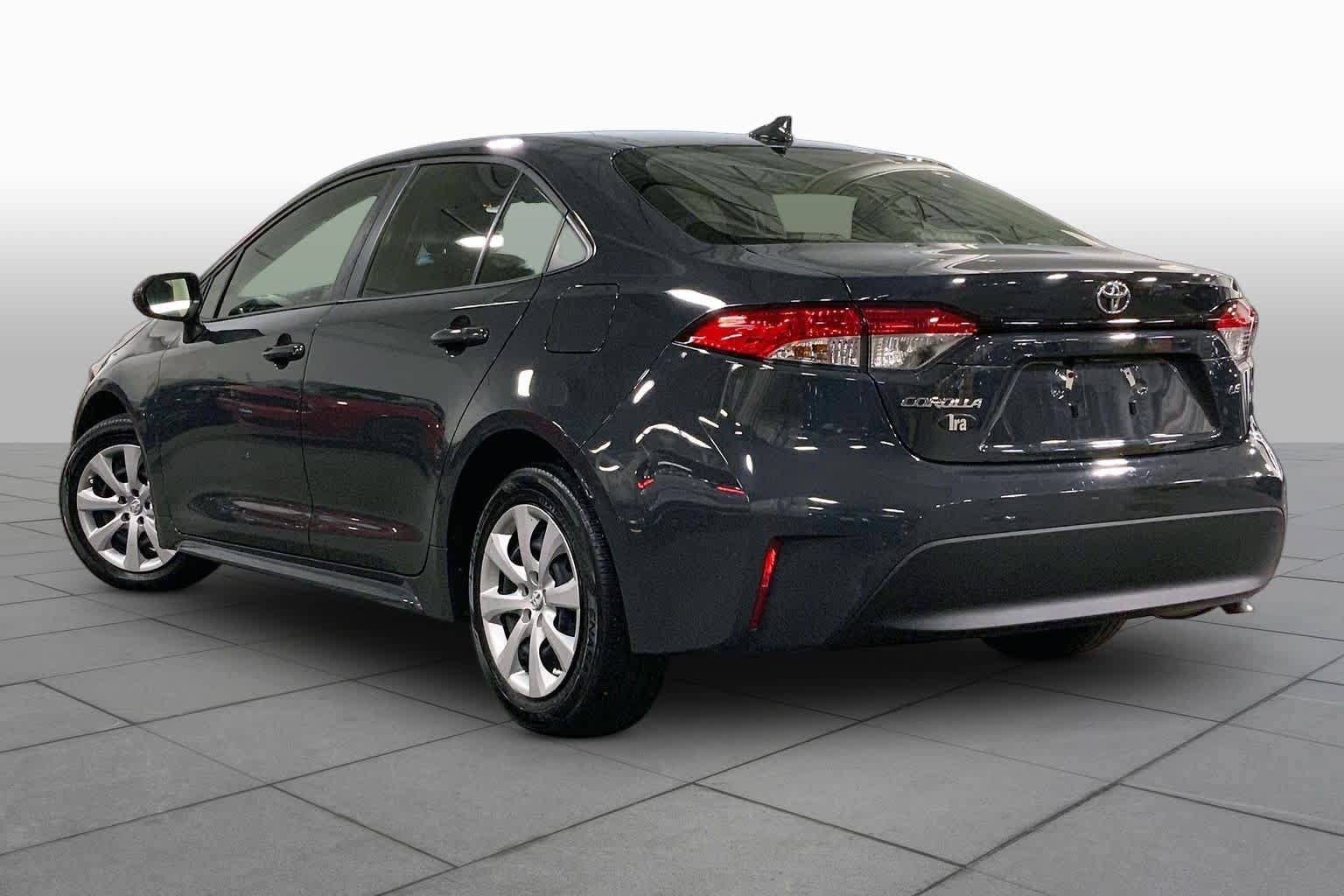 Used 2023 Toyota Corolla LE FWD image 12