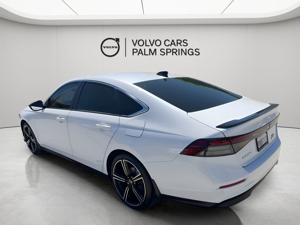Used 2024 Honda Accord Sport image 4
