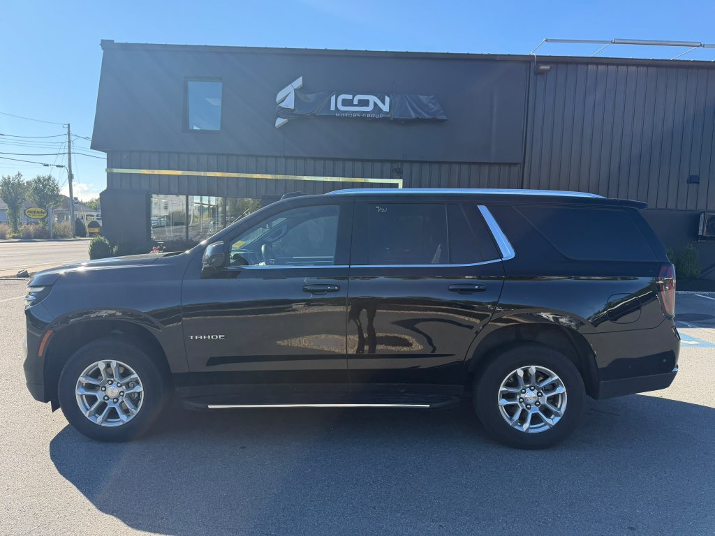 Used 2025 Chevrolet Tahoe LT AWD/4WD image 2