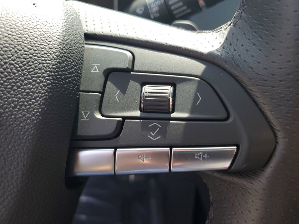 Used 2023 Cadillac XT4 Sport w/ Enhanced Visibility Package AWD/4WD image 35