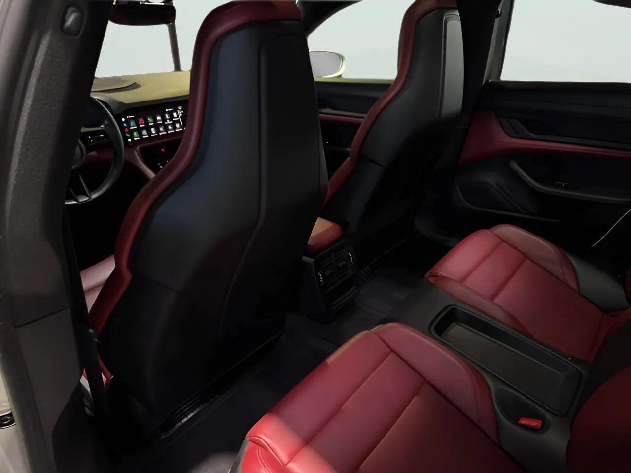 Used 2022 Porsche Taycan RWD image 15