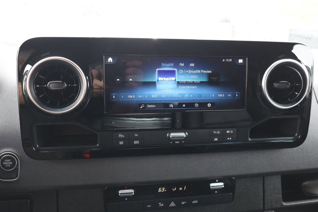 Used 2023 Mercedes-Benz Sprinter 2500 image 16