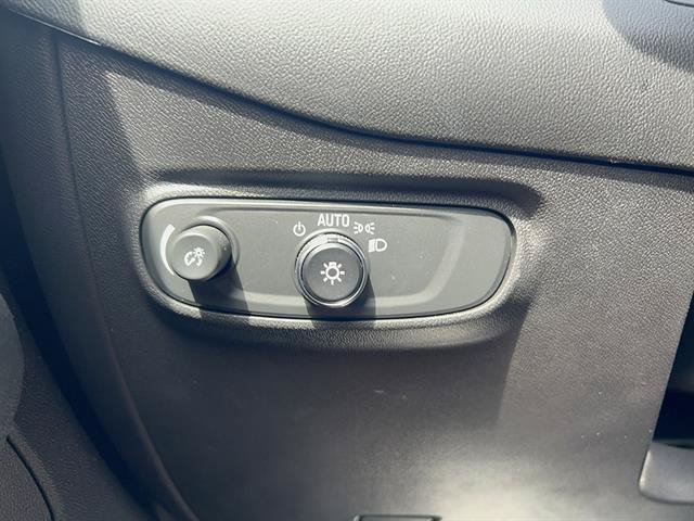 Used 2023 Chevrolet Equinox LT FWD image 20