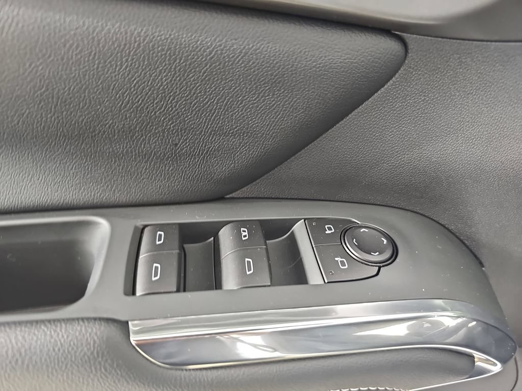 Certified 2026 Chevrolet Traverse LT w/ Midnight/Sport Edition FWD image 35