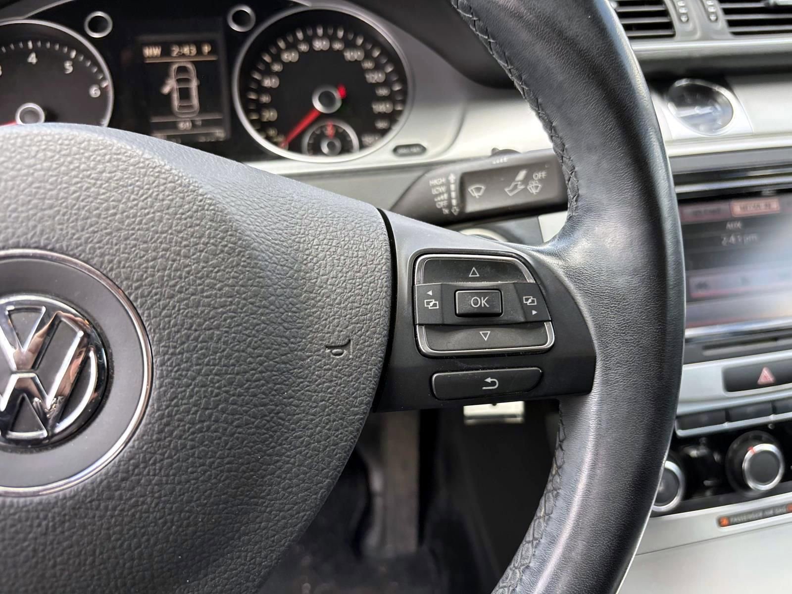 Used 2012 Volkswagen CC Sport image 19