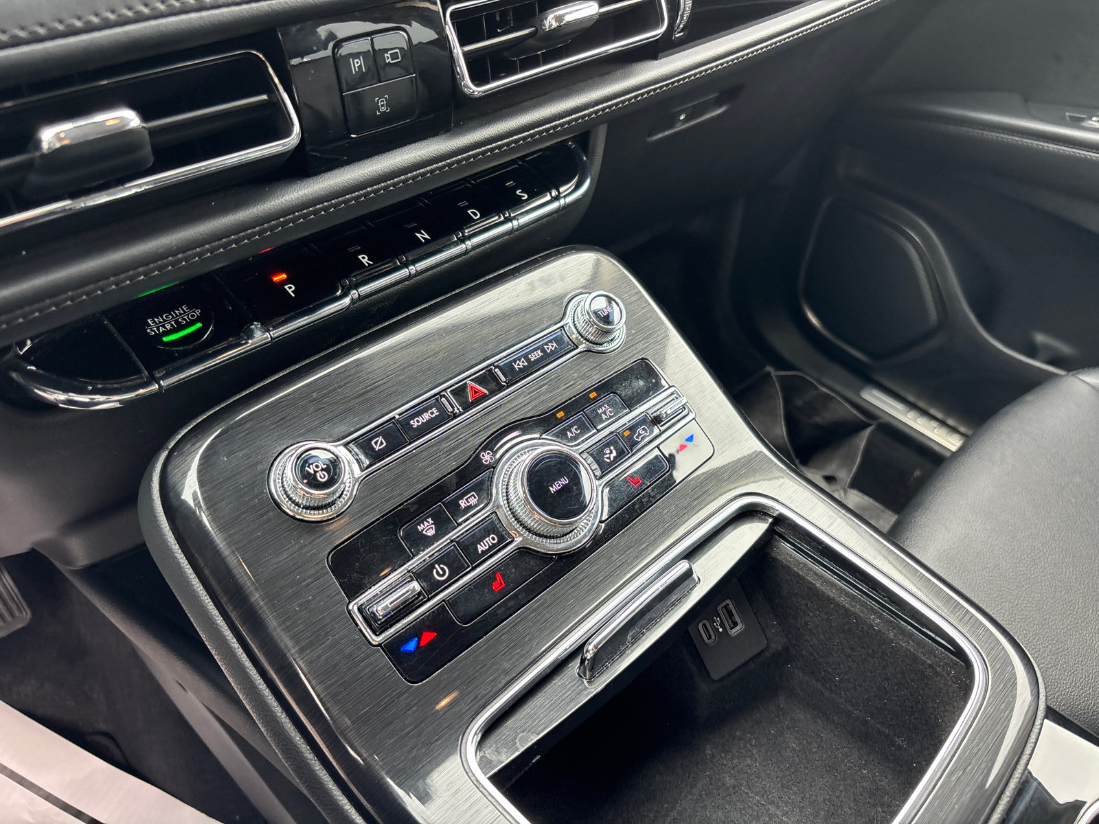 Certified 2023 Lincoln Nautilus AWD w/ Premium Package image 22