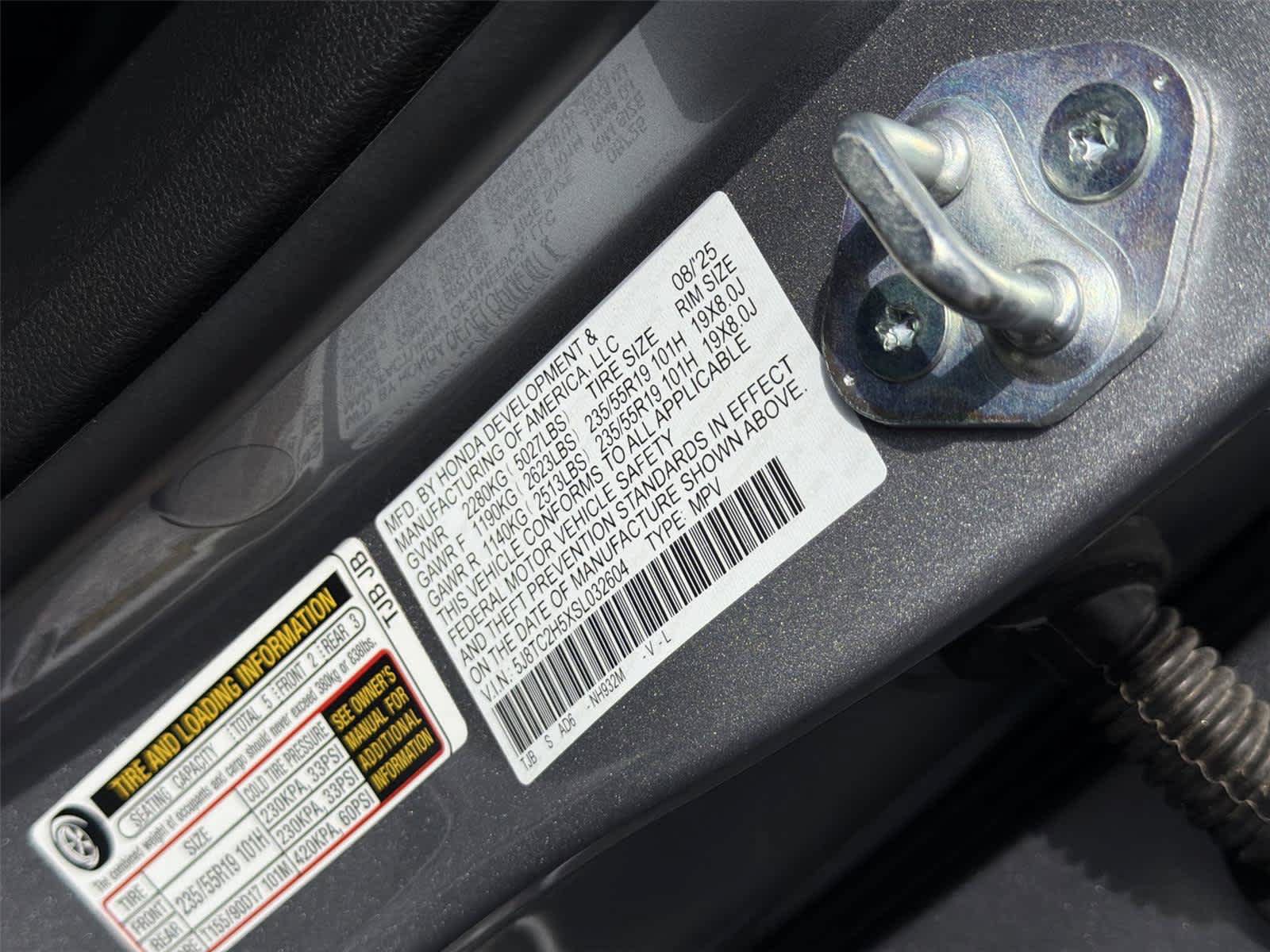 Used 2025 Acura RDX w/ Technology Package AWD/4WD image 23
