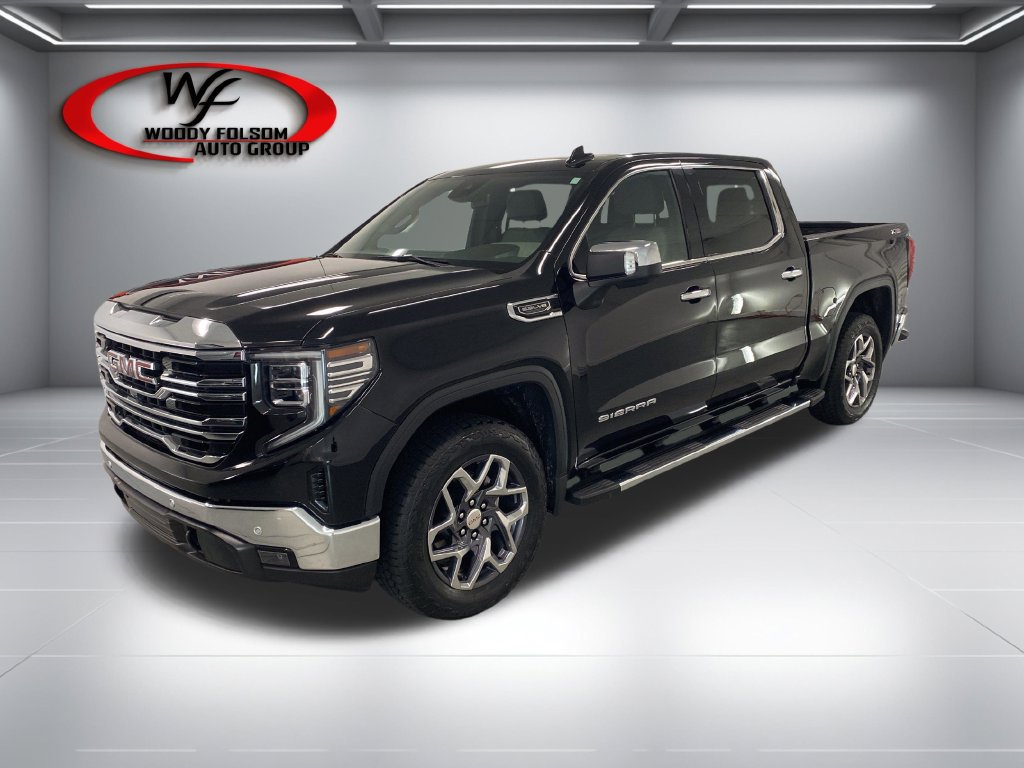 Used 2025 GMC Sierra 1500 SLT w/ SLT Premium Plus Package AWD/4WD image 3