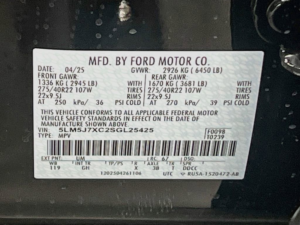 Used 2025 Lincoln Aviator Reserve w/ Equipment Group 201A AWD/4WD image 35