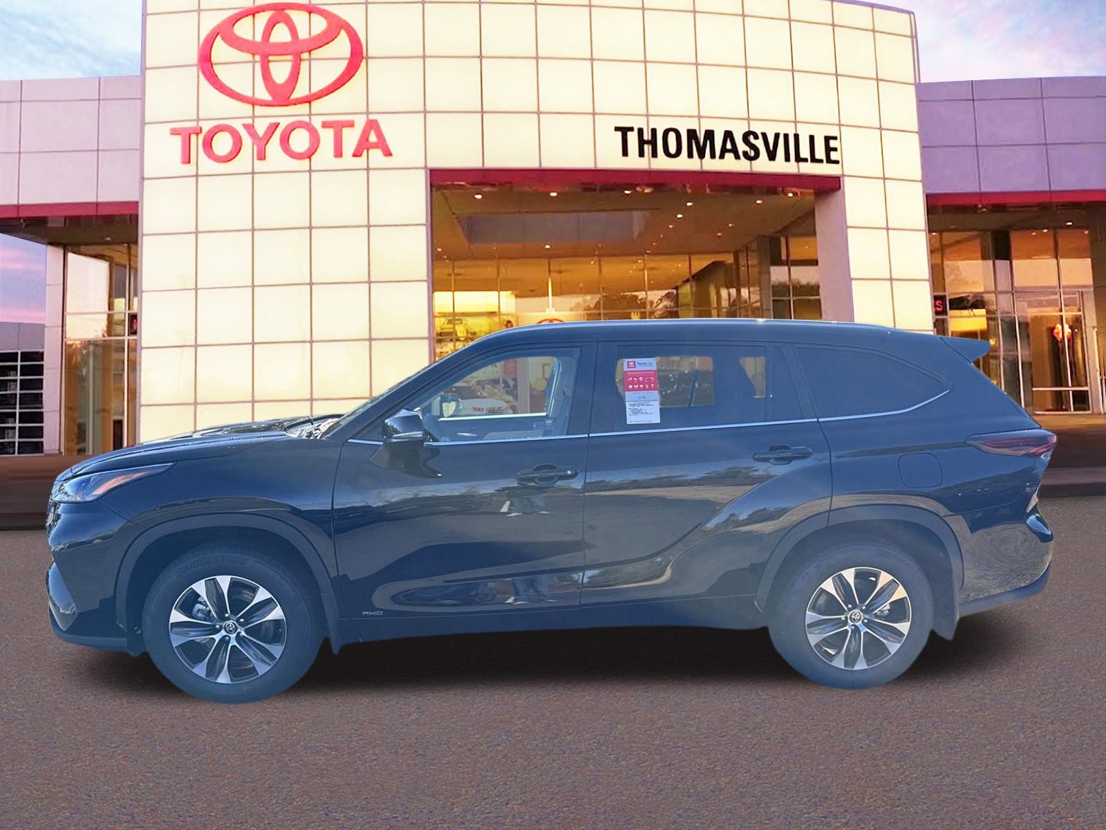New 2025 Toyota Highlander XLE AWD/4WD image 8