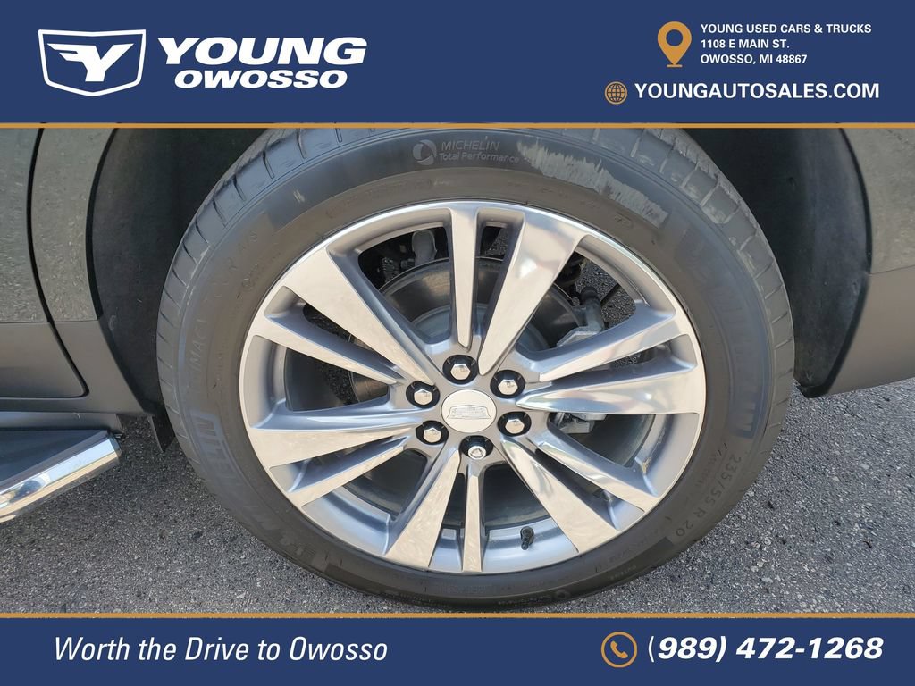 Certified 2025 Cadillac XT5 Premium Luxury w/ LPO, Floor Liner Package AWD/4WD image 32
