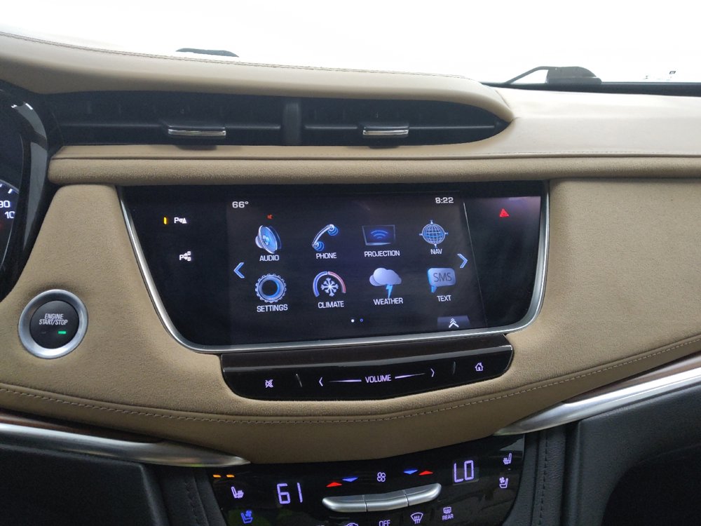 Used 2017 Cadillac XT5 Platinum w/ Driver Assist Package image 25