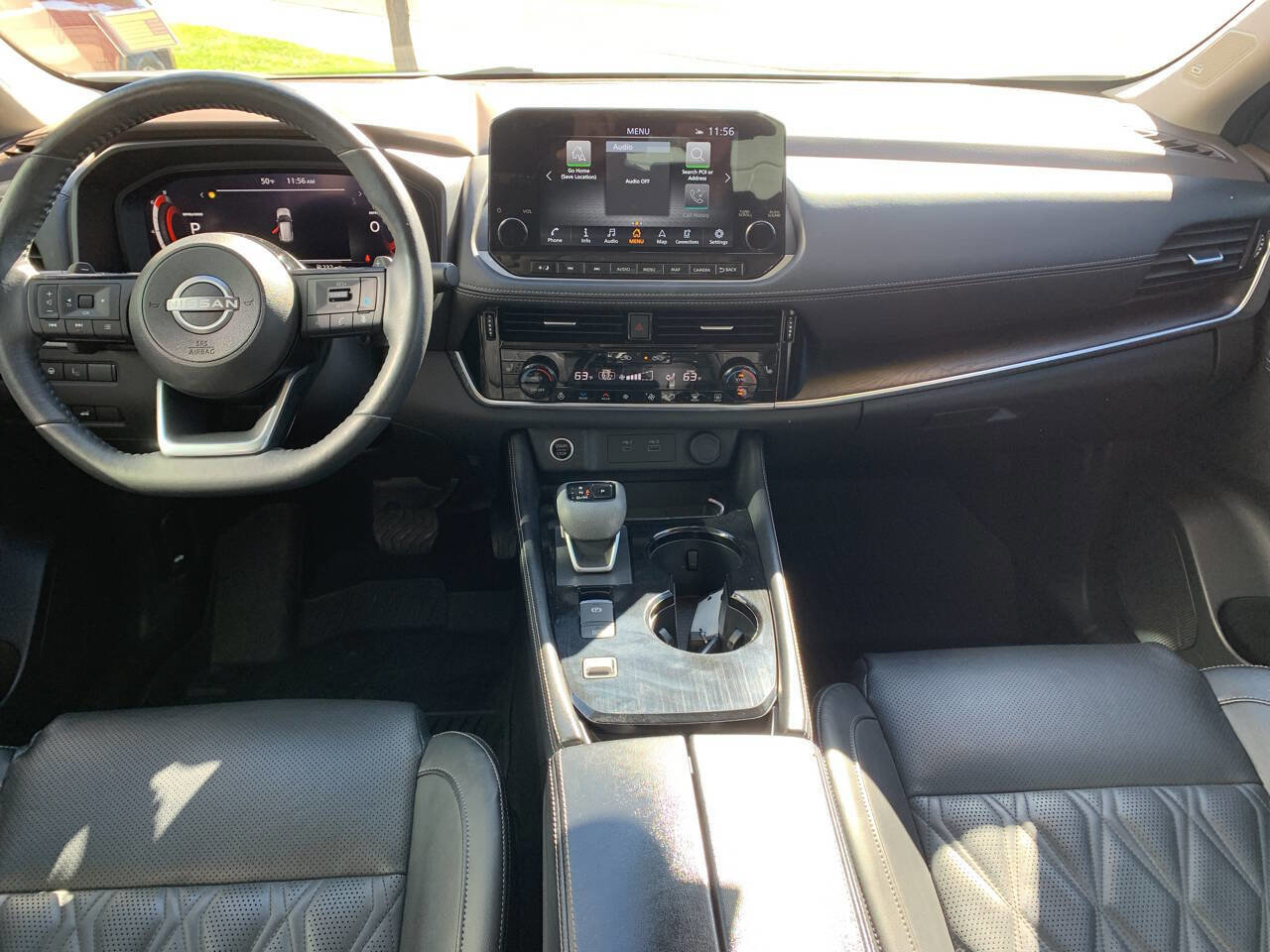 Used 2023 Nissan Rogue Platinum w/ Platinum Premium Package image 9