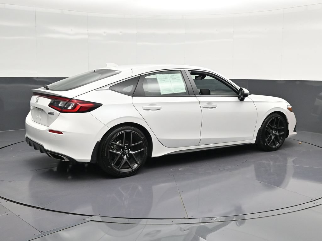 Used 2024 Honda Civic Sport Touring image 3
