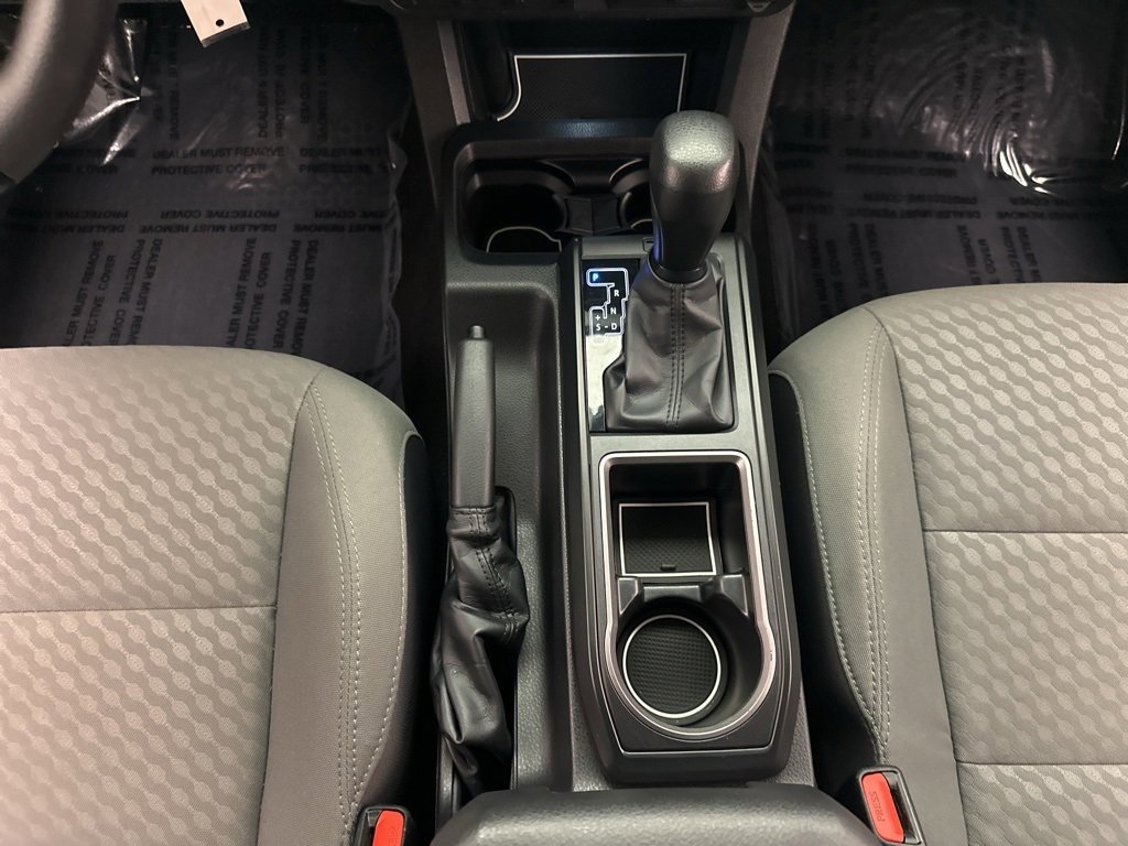 Used 2022 Toyota Tacoma SR image 21