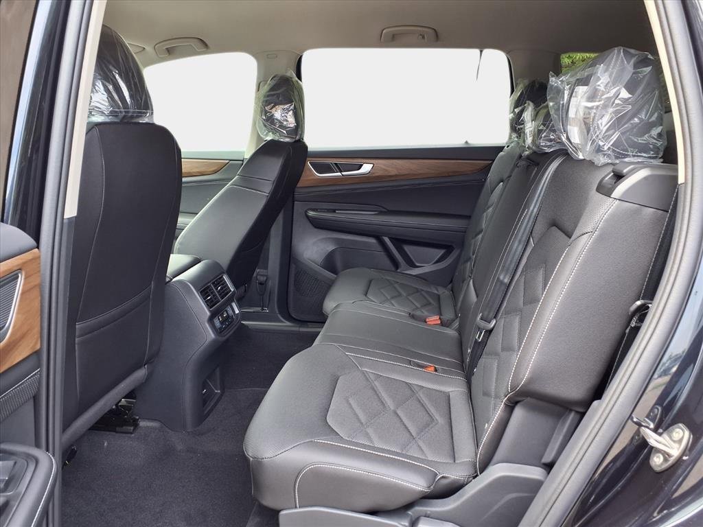 New 2026 Volkswagen Atlas SE image 12