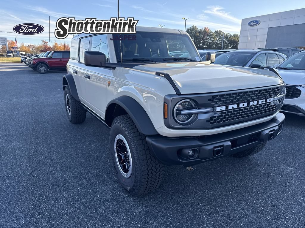 New 2025 Ford Bronco Badlands w/ Sasquatch Package
