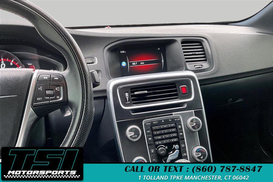 Used 2016 Volvo S60 T6 R-Design w/ Convenience Package image 6