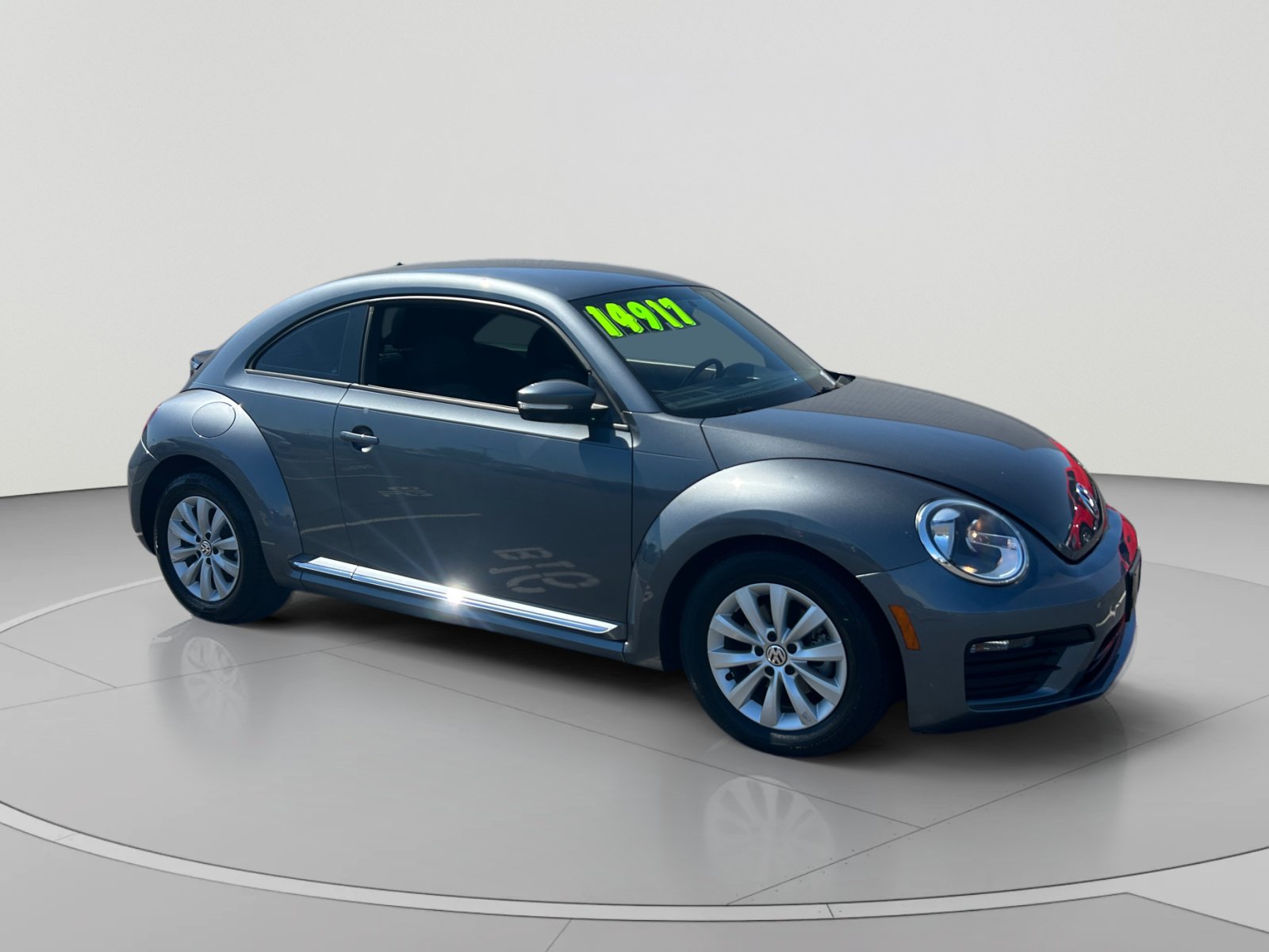 Used 2019 Volkswagen Beetle 2.0T S FWD image 7