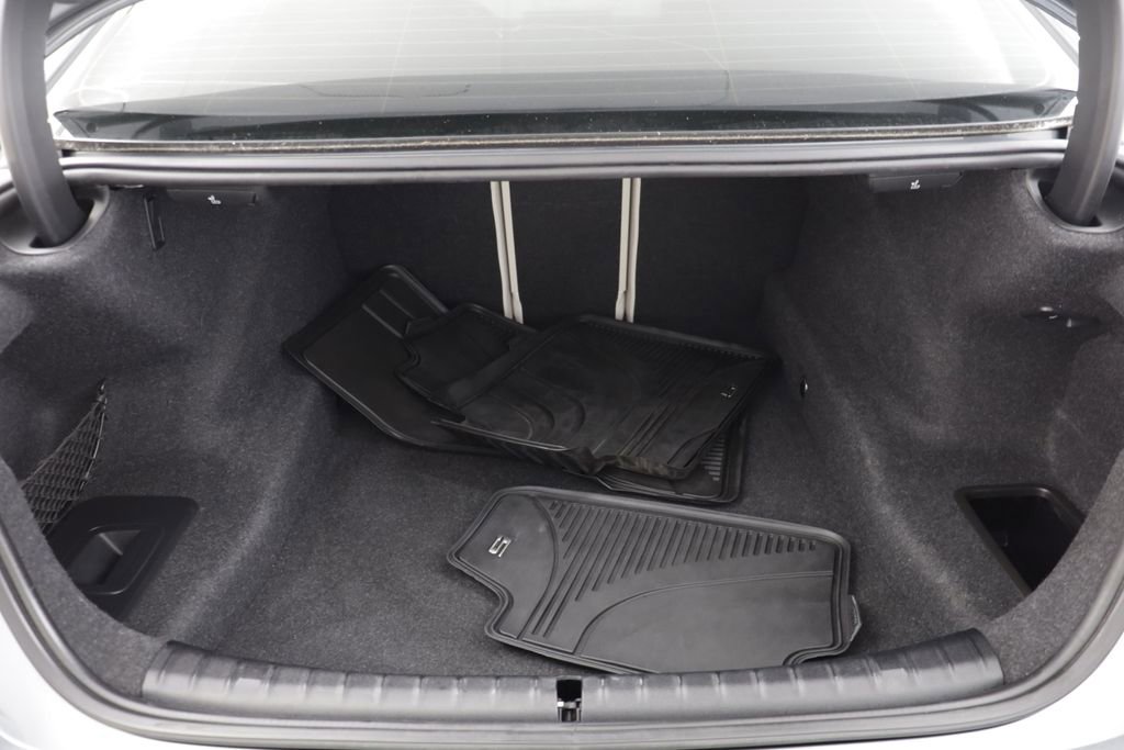 Used 2021 BMW M550i xDrive AWD/4WD image 18