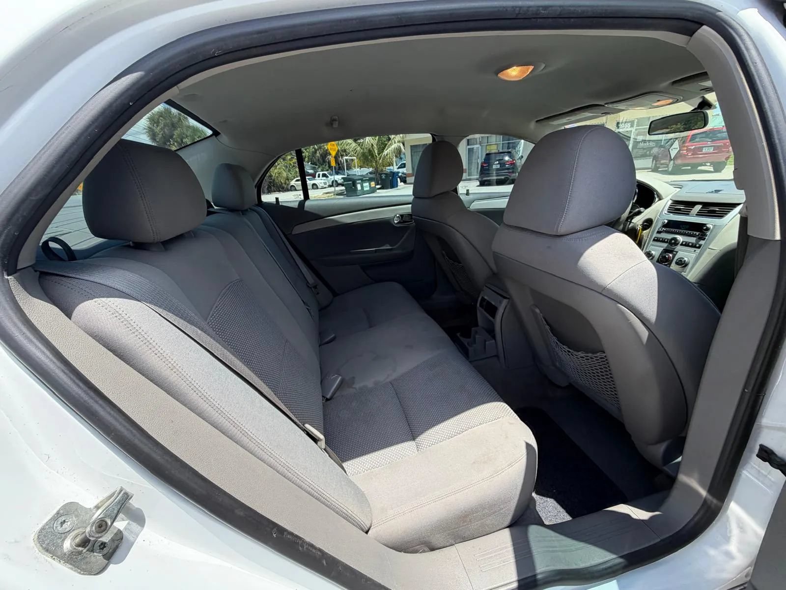 Used 2010 Chevrolet Malibu LS FWD image 25
