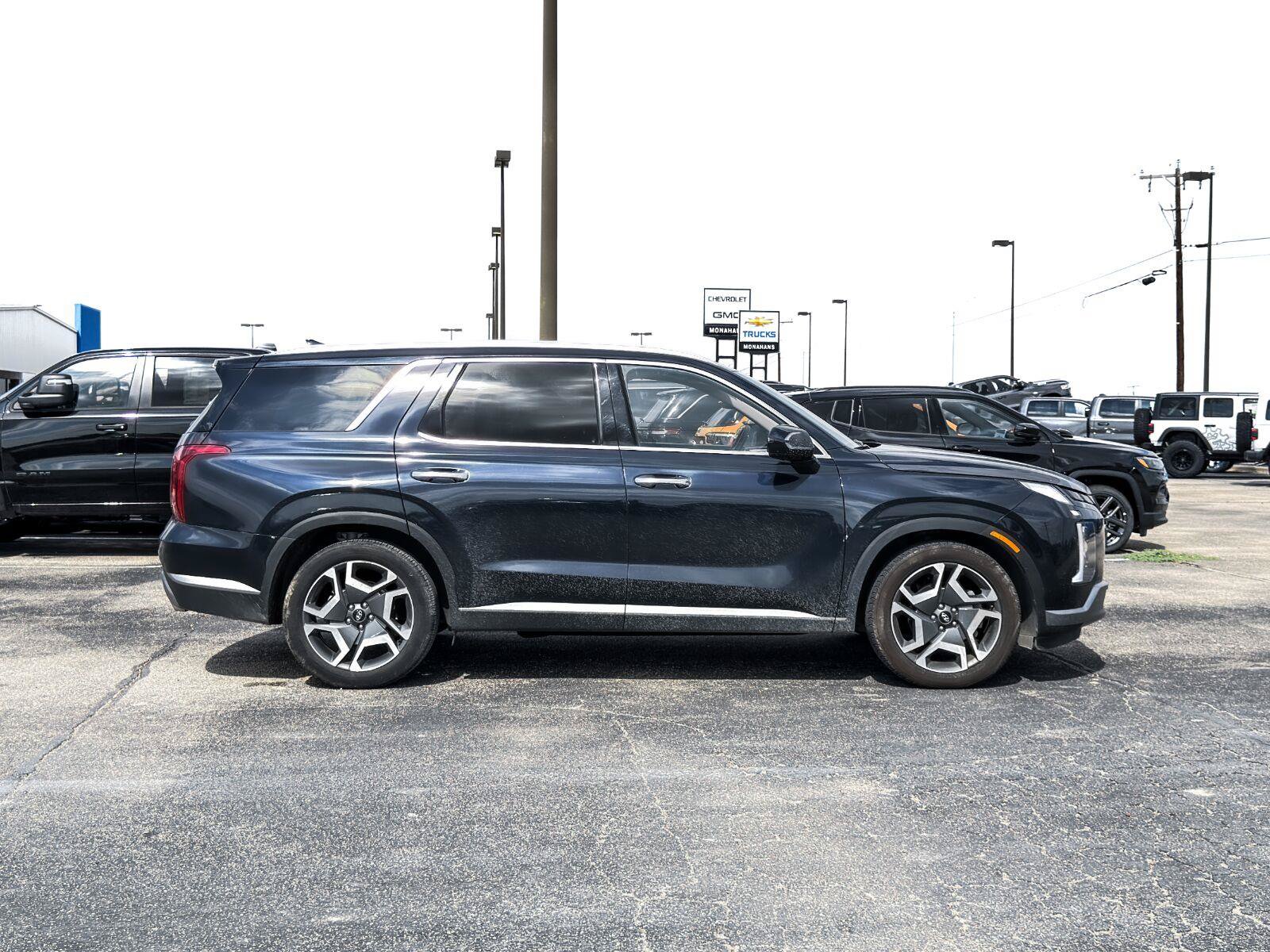 Used 2024 Hyundai Palisade SEL FWD image 8