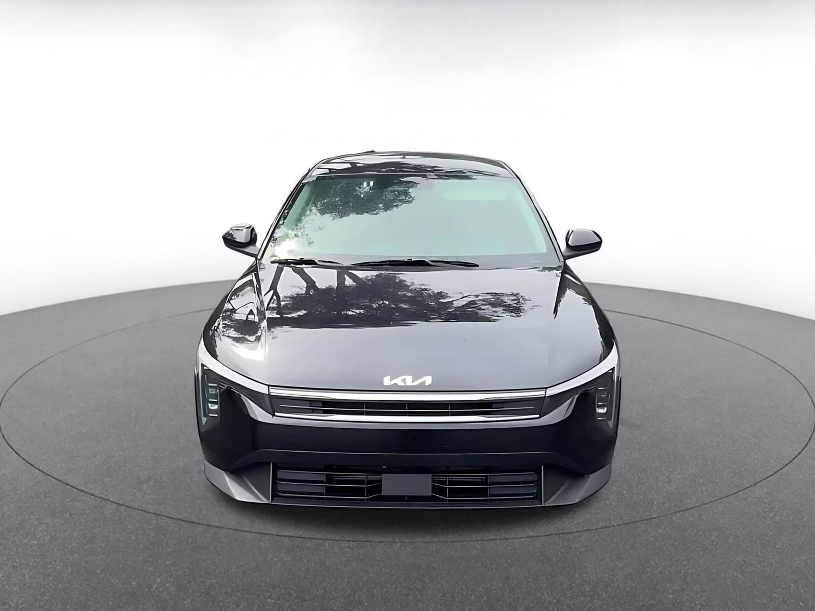 Used 2025 Kia K4 FWD image 4