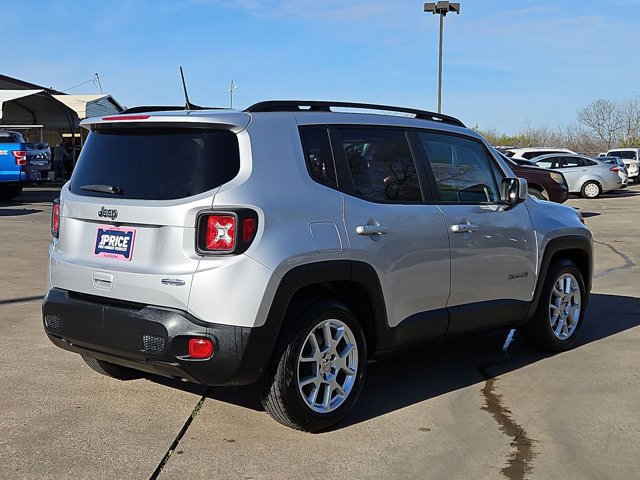 Used 2021 Jeep Renegade Latitude w/ Sun & Sound Group image 5
