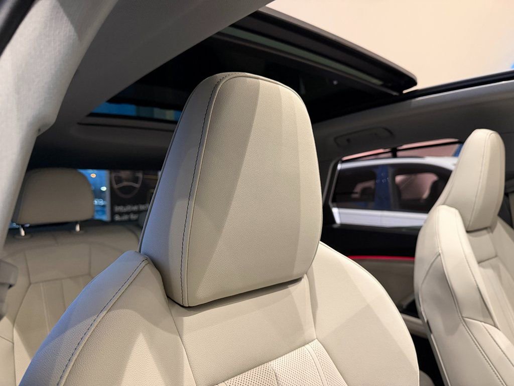 New 2025 Audi Q5 Prestige AWD/4WD image 23
