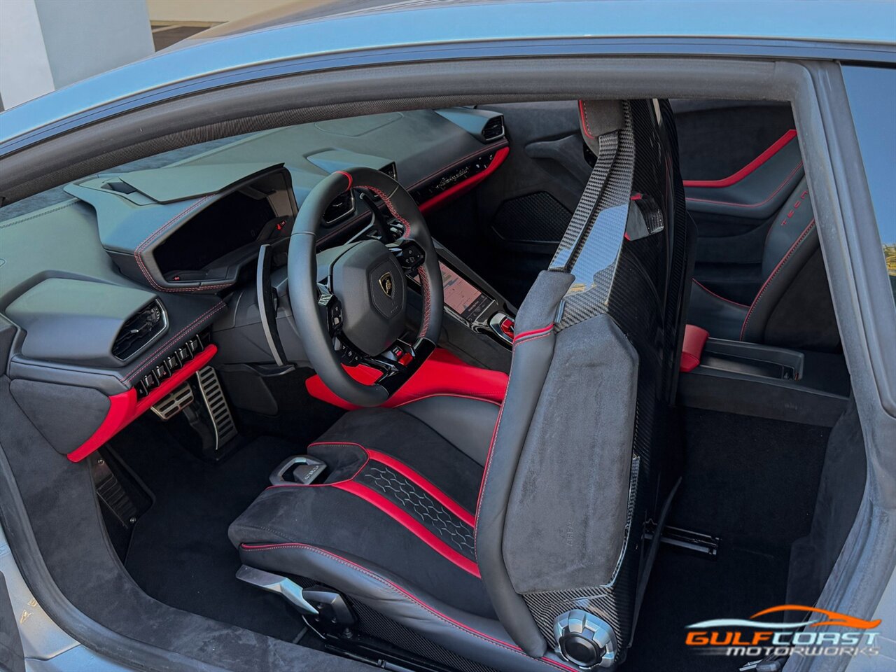 Used 2023 Lamborghini Huracan Tecnica image 26