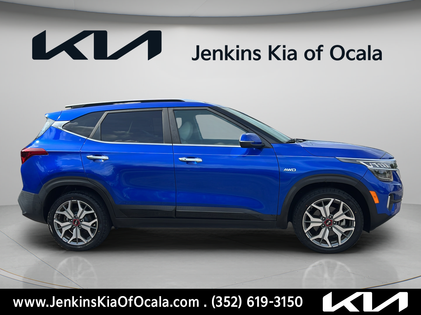 Certified 2021 Kia Seltos SX w/ SX Sunroof Package AWD/4WD image 2